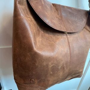 Born brown leather bag
